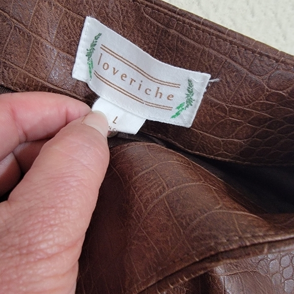 Love Riche Brown Faux Leather Croc Embossed Mini Skirt Size Large - Picture 9 of 13